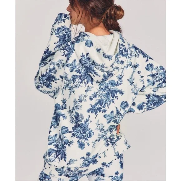 LOVESHACKFANCY Beach Riot Hoodie Sweatshirt - Picture 2 of 15